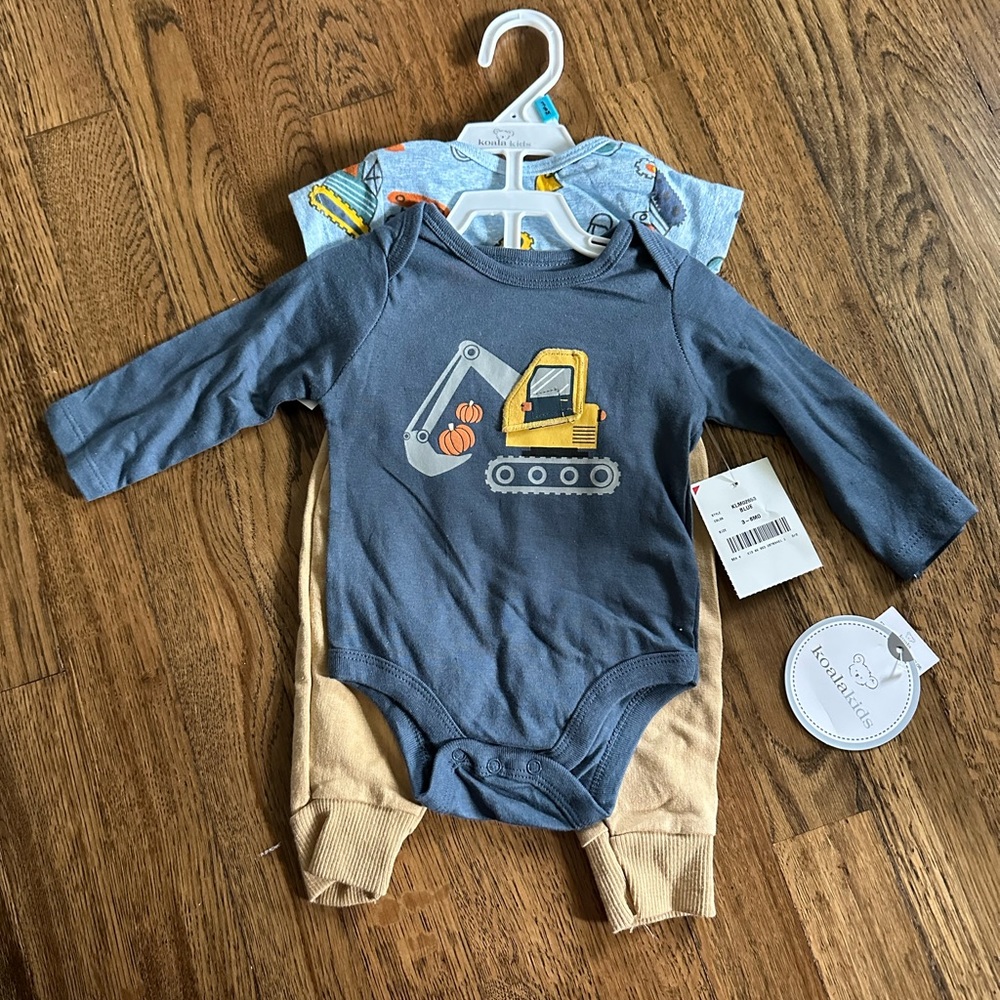 NWT Koala Kids 3-piece set, construction (3-6mo)